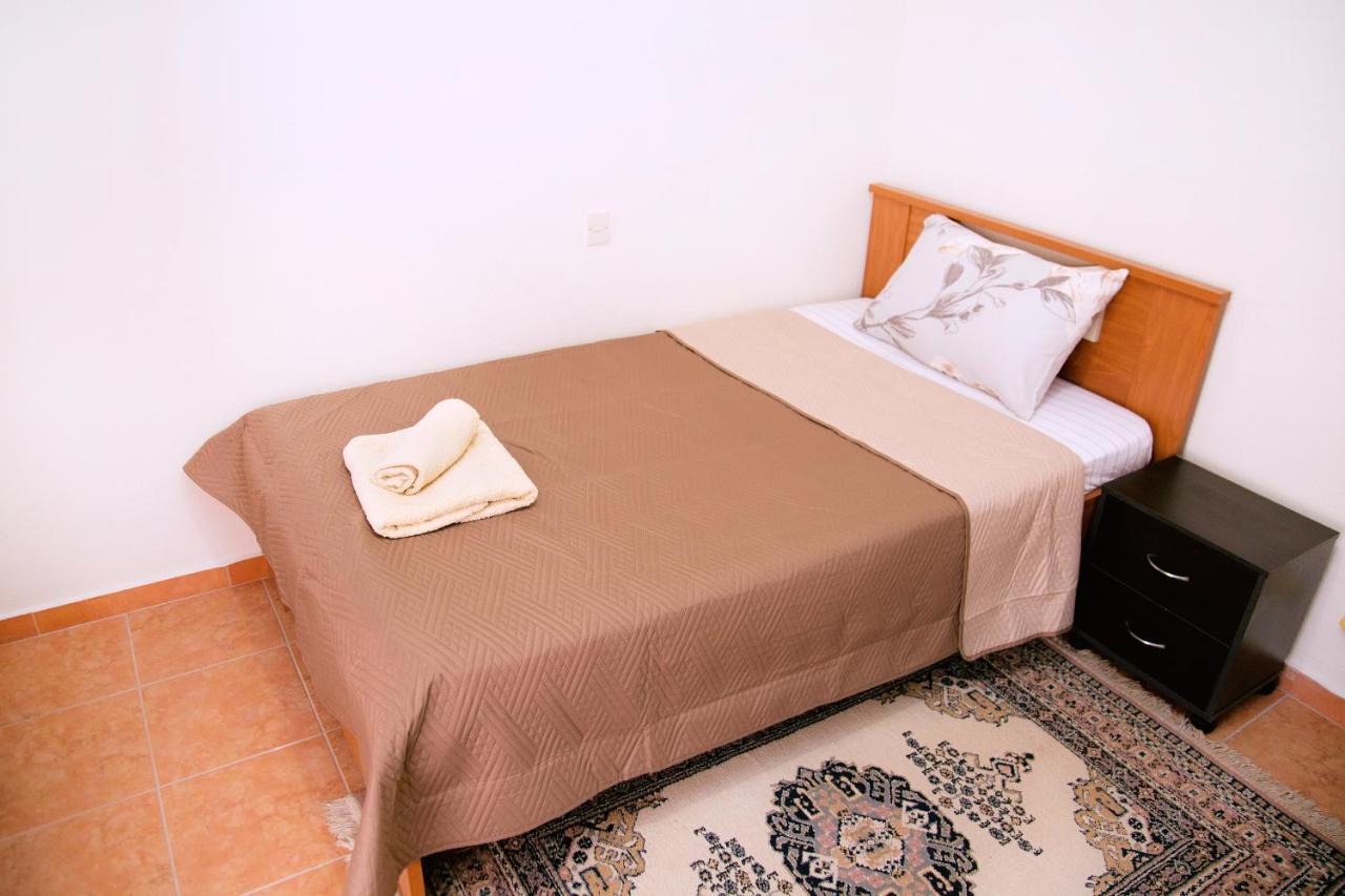 Comfortable House With Warm Hospitality Kateríni Ngoại thất bức ảnh
