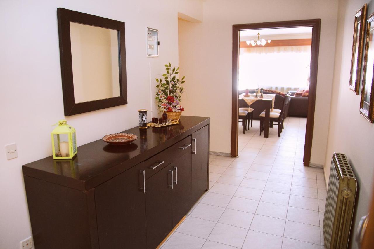 Comfortable House With Warm Hospitality Kateríni Ngoại thất bức ảnh