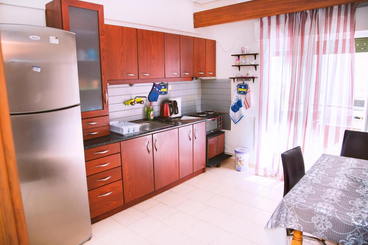 Comfortable House With Warm Hospitality Kateríni Ngoại thất bức ảnh