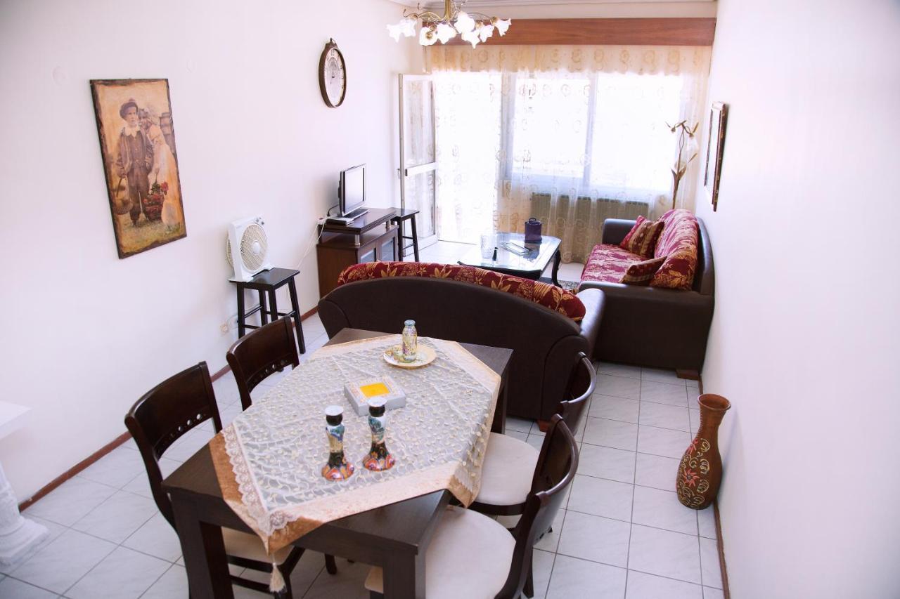 Comfortable House With Warm Hospitality Kateríni Ngoại thất bức ảnh